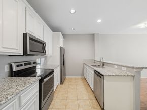 1507 Sutton Street, Houston TX 77006