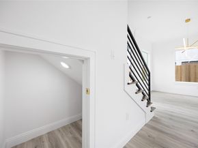 4212 Alvin Street A/B, Houston TX 77051