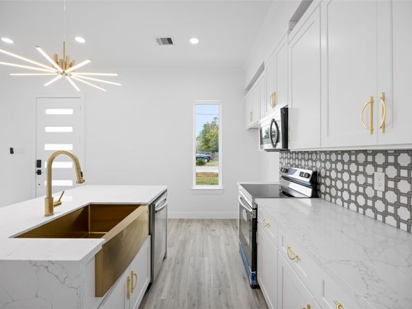 4212 Alvin Street A/B, Houston TX 77051