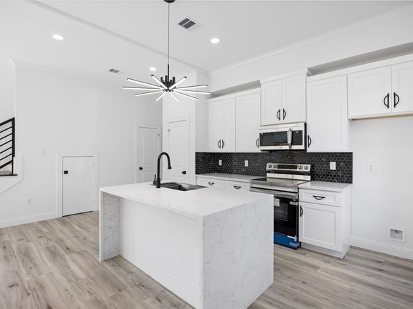 4212 Alvin Street A/B, Houston TX 77051