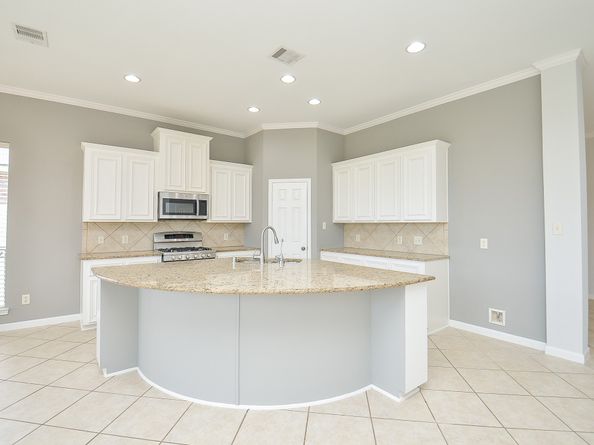 3910 Jade Cove Lane, Sugar Land TX 77479