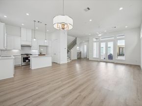 10923 Brookeshire Chase Lane, Houston TX 77043