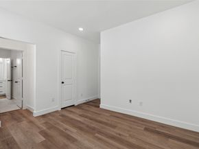 1031 S Victory Drive, Houston TX 77088