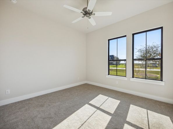 10362 Hunter Creek Lane, Conroe TX 77304