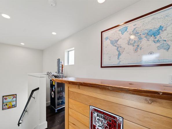 1817 Crockett Street C, Houston TX 77007