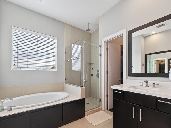 1817 Crockett Street C, Houston TX 77007