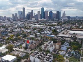 1817 Crockett Street C, Houston TX 77007