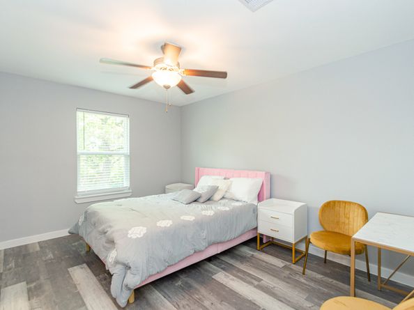 618 Maple Way AB, Houston TX 77015