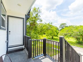 618 Maple Way AB, Houston TX 77015