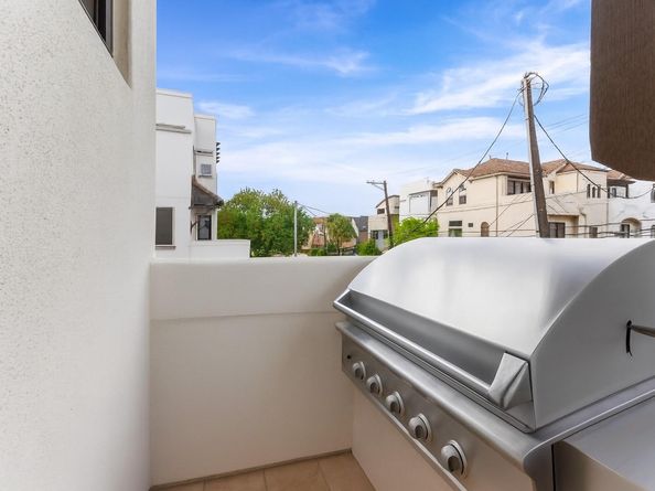 5215 Feagan Street A, Houston TX 77007