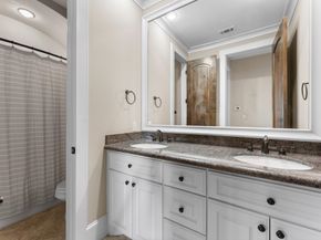 5215 Feagan Street A, Houston TX 77007