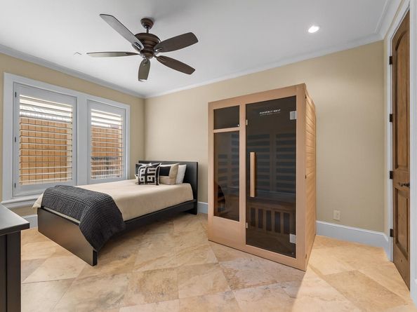 5215 Feagan Street A, Houston TX 77007