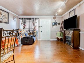 7313 Gulf Freeway 1011, Houston TX 77017