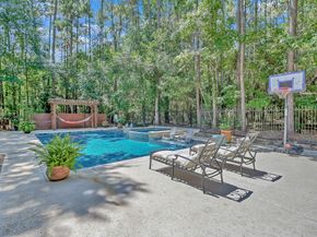 10308 Paradise Valley, Conroe TX 77304