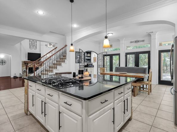 10308 Paradise Valley, Conroe TX 77304