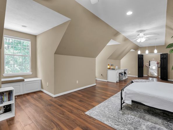 10308 Paradise Valley, Conroe TX 77304