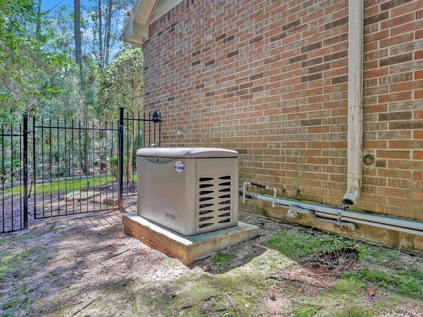 10308 Paradise Valley, Conroe TX 77304