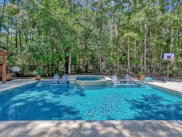 10308 Paradise Valley, Conroe TX 77304