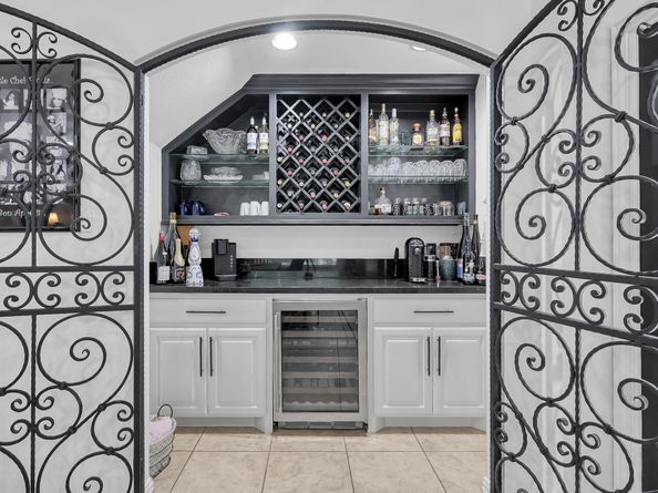 10308 Paradise Valley, Conroe TX 77304