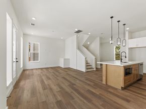 1804 Del Norte D, Houston TX 77018