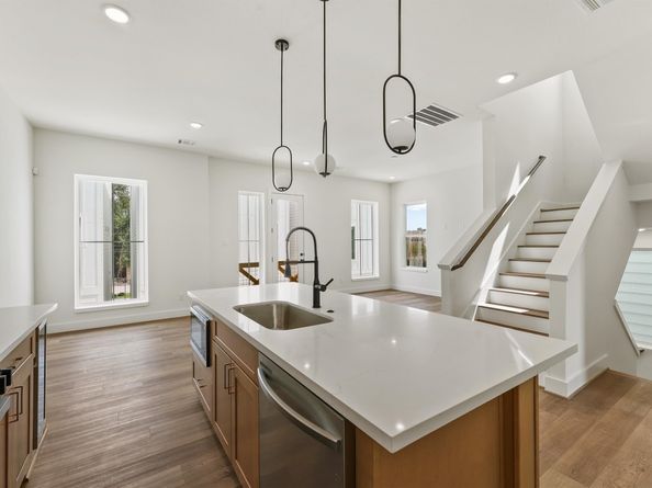 1804 Del Norte D, Houston TX 77018