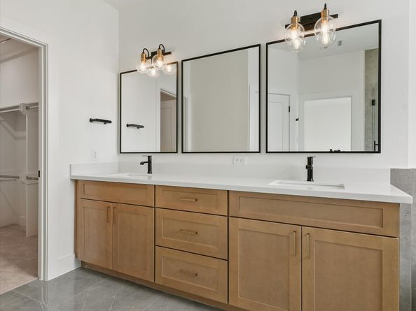 1804 Del Norte D, Houston TX 77018