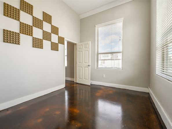 5801 Winsome Lane 201, Houston TX 77057