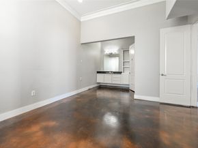 5801 Winsome Lane 201, Houston TX 77057