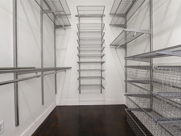 5801 Winsome Lane 201, Houston TX 77057