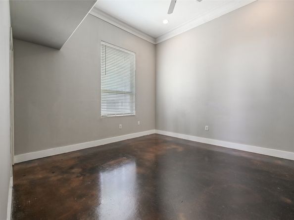 5801 Winsome Lane 201, Houston TX 77057