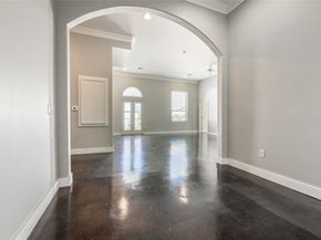 5801 Winsome Lane 201, Houston TX 77057