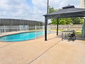 12923 Skymeadow Drive, Houston TX 77082