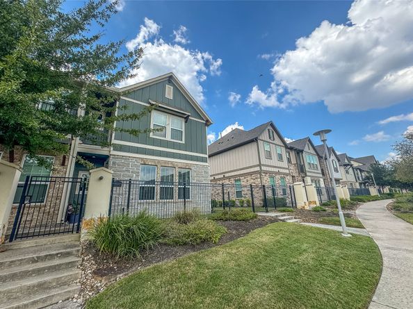 9503 Towne Lake Parkway, Cypress TX 77433