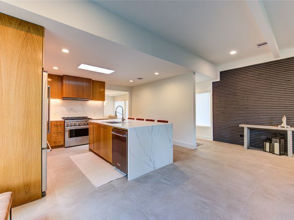 303 Isolde Drive, Houston TX 77024