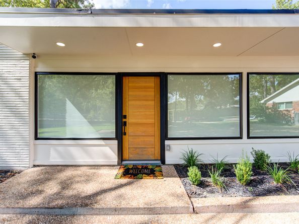 303 Isolde Drive, Houston TX 77024