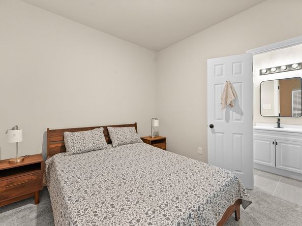 5713 Rietta Street, Houston TX 77016