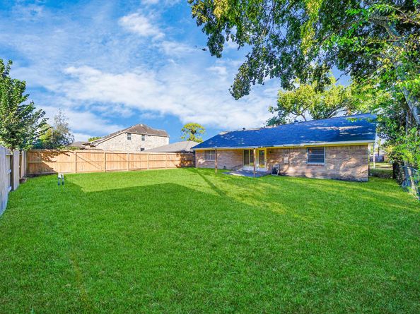5507 Kuldell Drive, Houston TX 77096