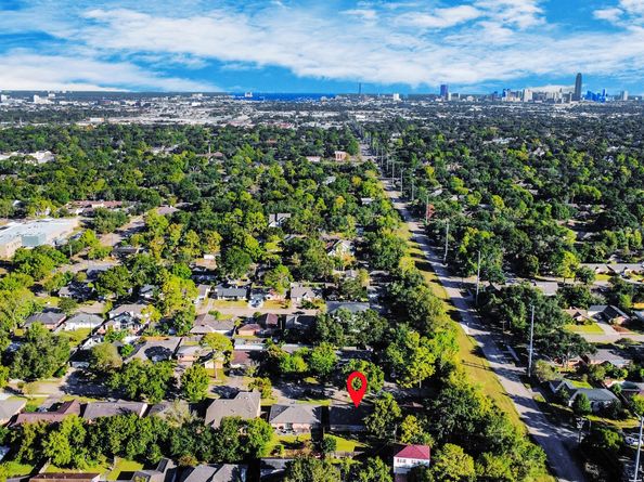 5507 Kuldell Drive, Houston TX 77096