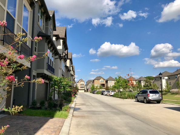 10828 S Brittmoore Oaks Place, Houston TX 77043