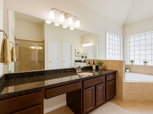 5502 Lunia Lane, Houston TX 77021