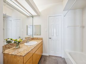 3231 Allen Parkway 3204, Houston TX 77019