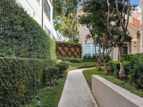 3231 Allen Parkway 3204, Houston TX 77019