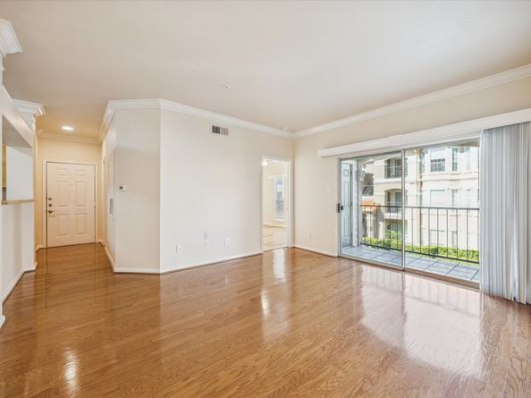 3231 Allen Parkway 3204, Houston TX 77019