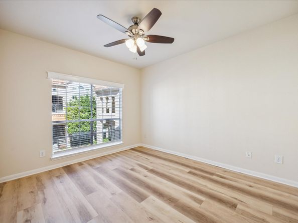 3231 Allen Parkway 3204, Houston TX 77019