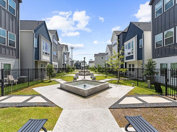 8302 Springwood Canyon Lane, Houston TX 77055