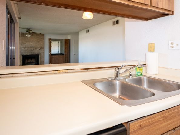 250 El Dorado Boulevard 101, Houston TX 77598