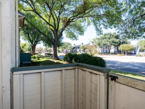 250 El Dorado Boulevard 101, Houston TX 77598