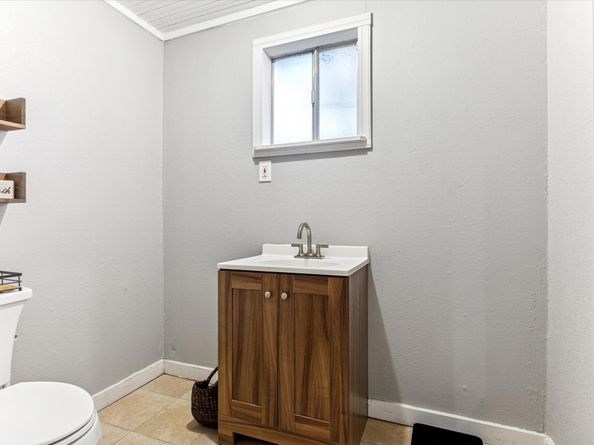 5827 Burlinghall Drive, Houston TX 77035