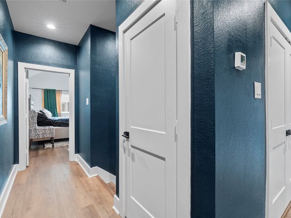 1222 Mcneil Street, Houston TX 77009