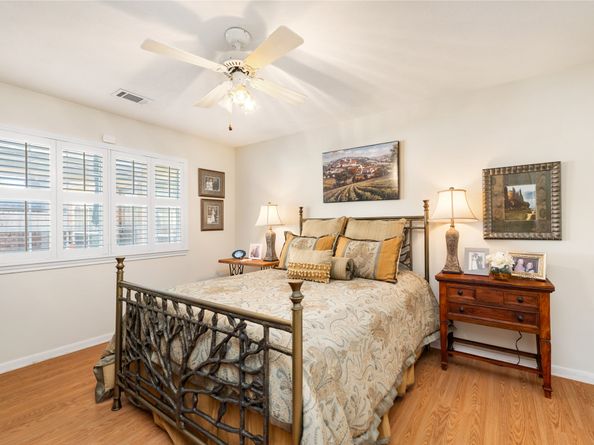 15914 Waybridge Glen Lane, Houston TX 77095